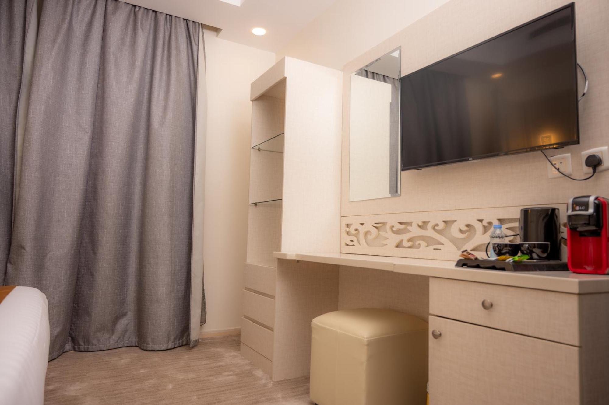 Areen Hotel فندق ارين Dzsidda Kültér fotó
